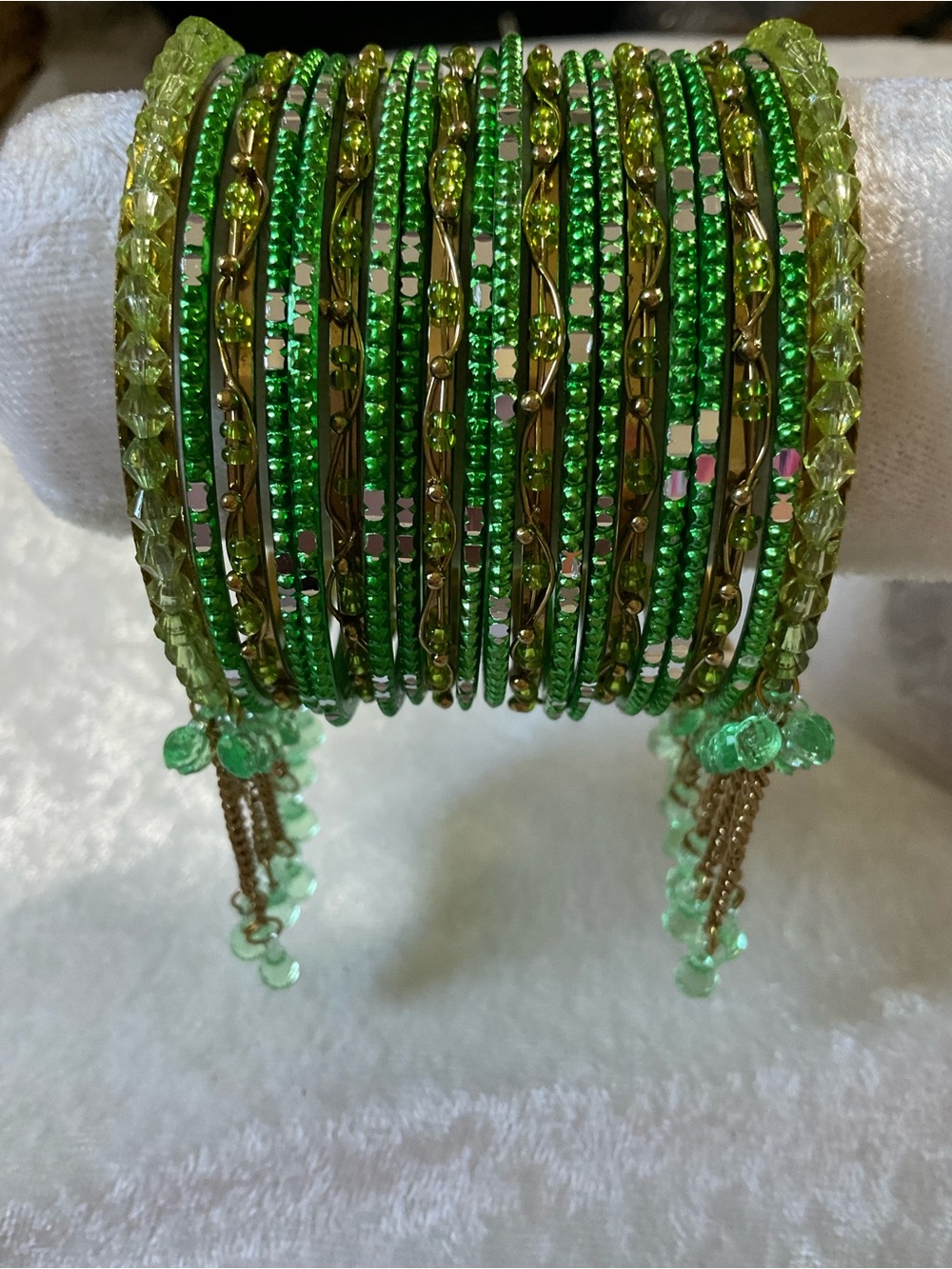 Green Beaded Women's Bangle Bracelet Set with Gold Accents